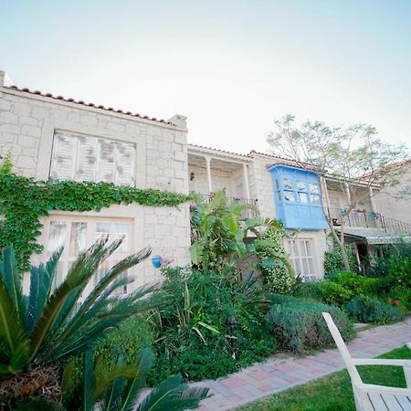 Alacati Marina Palace Exterior photo