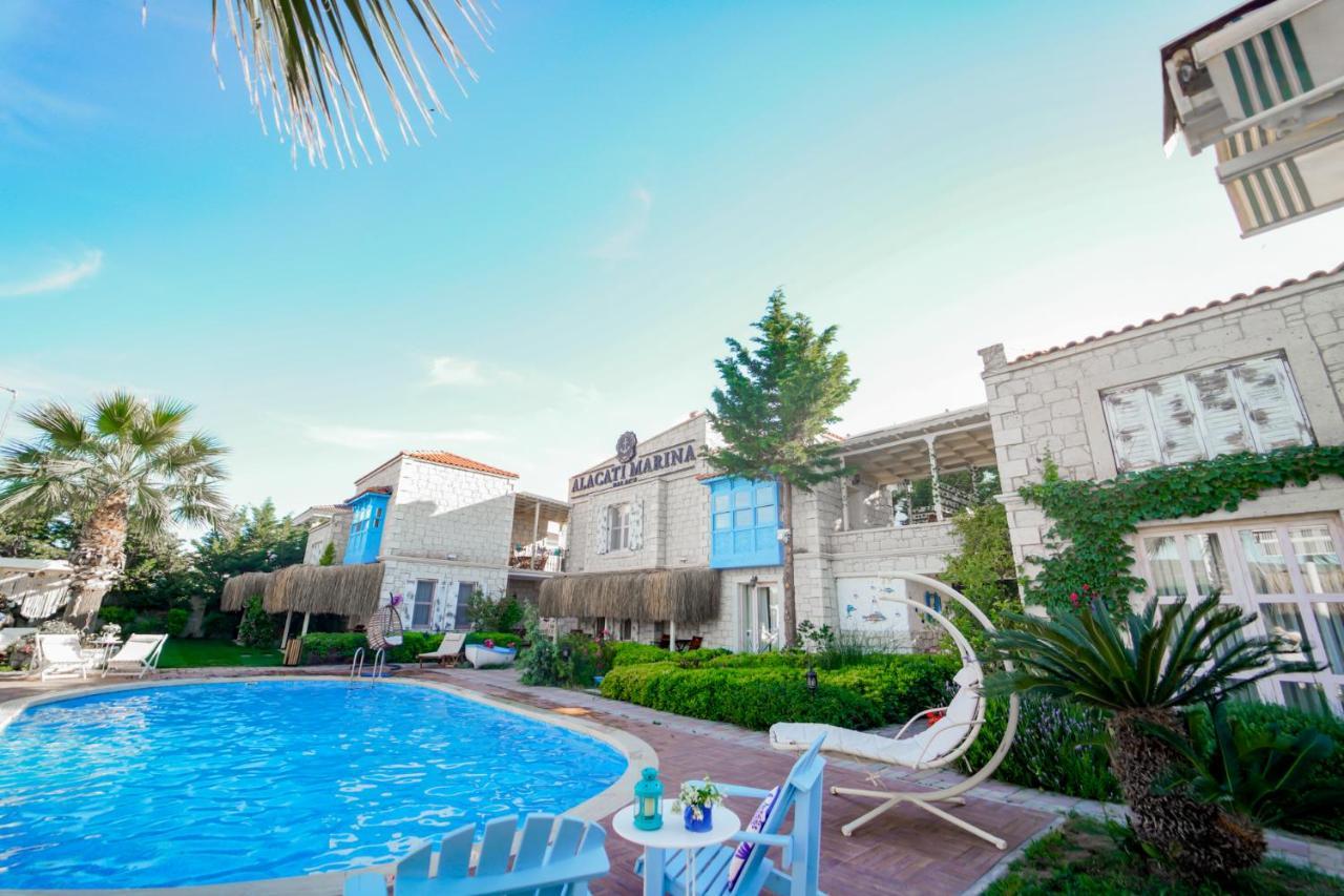 Alacati Marina Palace Exterior photo