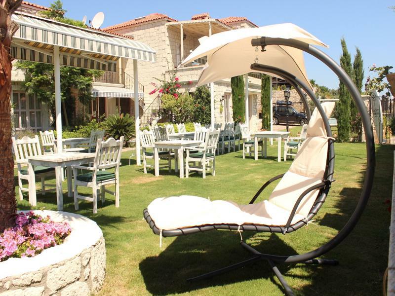 Alacati Marina Palace Exterior photo